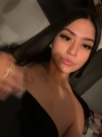 Full leaked Anne hendrixx private onlyfans photo