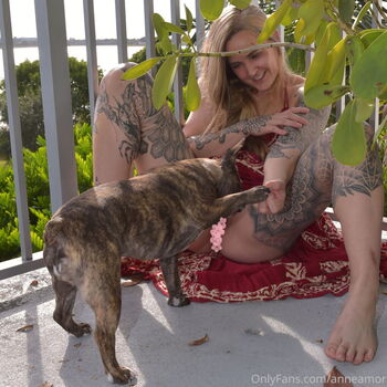 Full leaked Anneamor private onlyfans photo