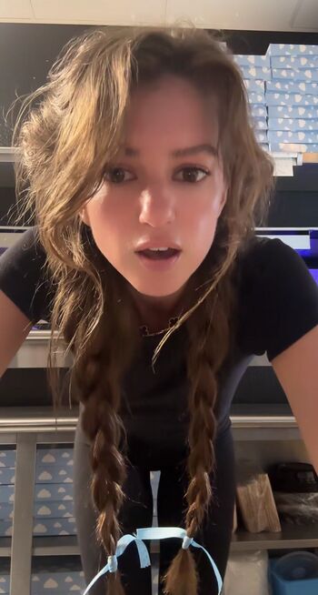 Full leaked Annemarie morin private onlyfans photo