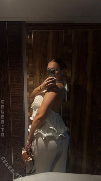 Full leaked Annetthr private onlyfans photo