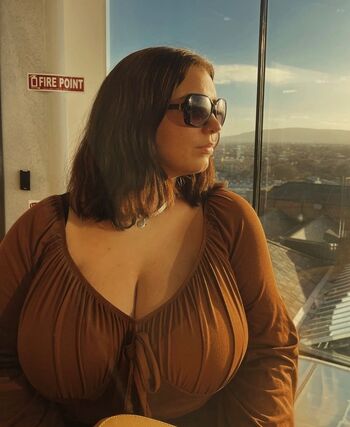 Full leaked Annie elliot private onlyfans photo