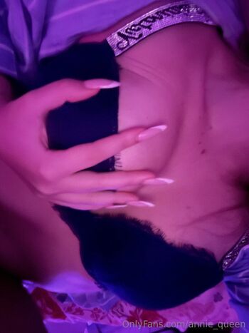 Full leaked Anniequeen private onlyfans photo