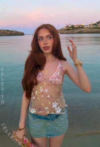 Full leaked Annika eks private onlyfans photo
