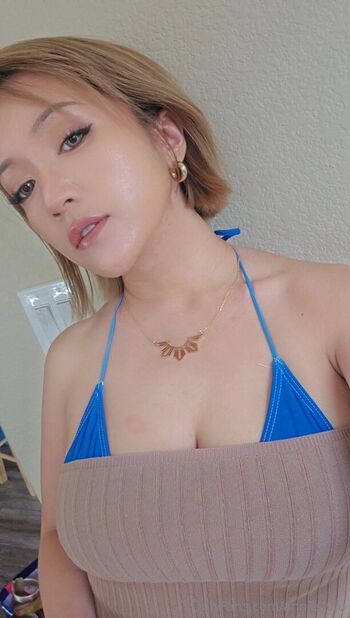 Full leaked Annjelaifu private onlyfans photo