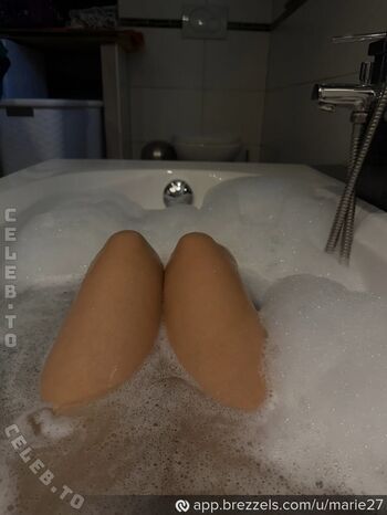 Full leaked Annmariedtz private onlyfans photo