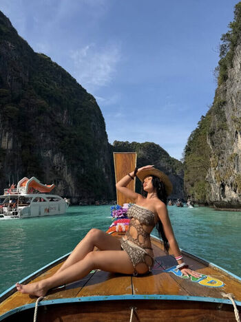 Full leaked Annouveauriche page private onlyfans photo