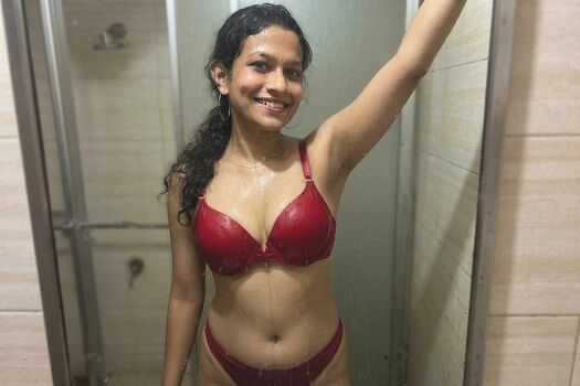Full leaked Anushka das private onlyfans photo