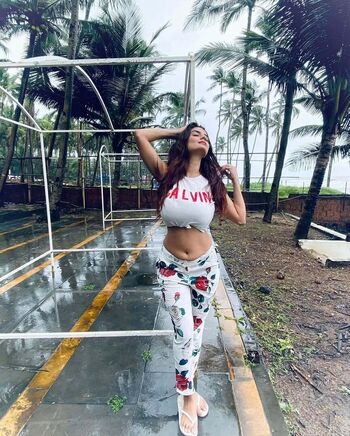 Full leaked Anveshi jain page private onlyfans photo