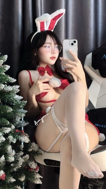 Full leaked Aomjm private onlyfans photo