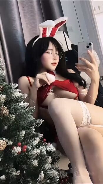 Full leaked Aomjm private onlyfans photo