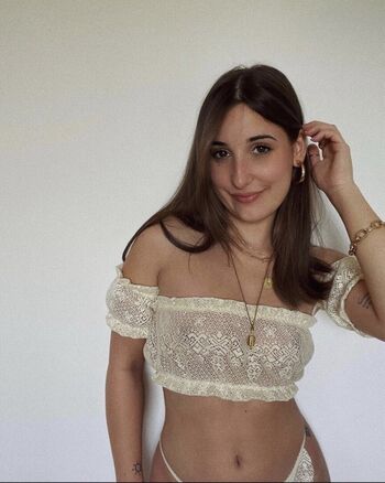 Full leaked Apollinegrmz private onlyfans photo