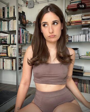 Full leaked Apollinegrmz private onlyfans photo