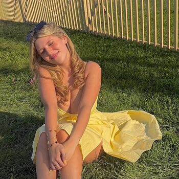 Full leaked Apple saucy private onlyfans photo