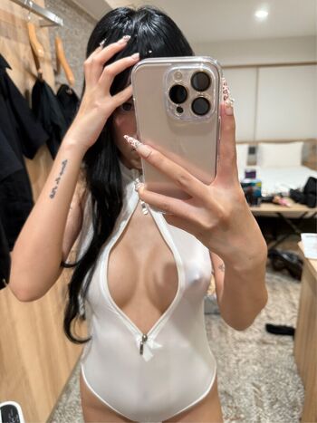Full leaked Aradaeyeee private onlyfans photo