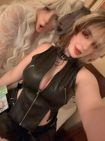 Full leaked Aretteepls nym private onlyfans photo