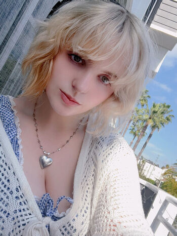 Full leaked Aretteepls nym private onlyfans photo