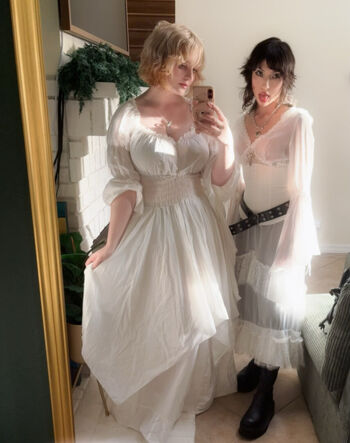 Full leaked Aretteepls private onlyfans photo