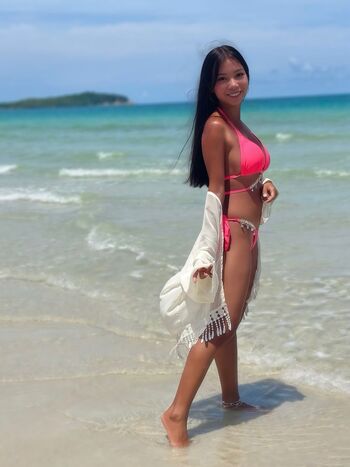 Full leaked Ariplaces private onlyfans photo