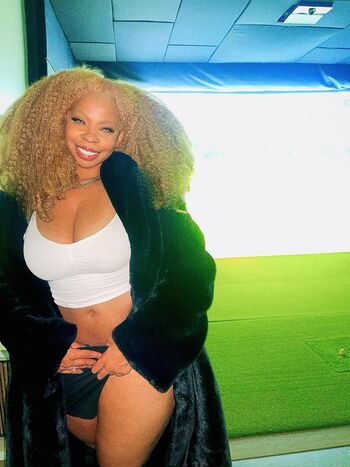 Full leaked Aria artizte private onlyfans photo