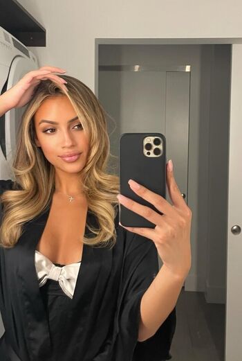 Full leaked Ariana barrett private onlyfans photo