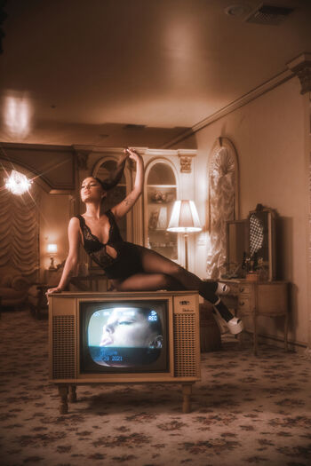 Full leaked Ariana grande page private onlyfans photo