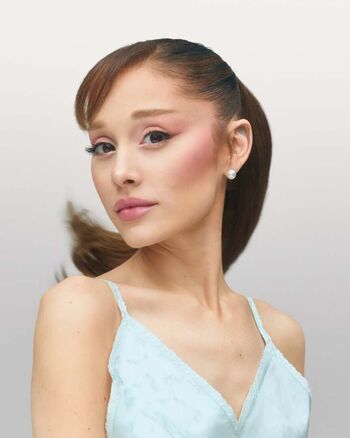 Full leaked Ariana grande private onlyfans photo