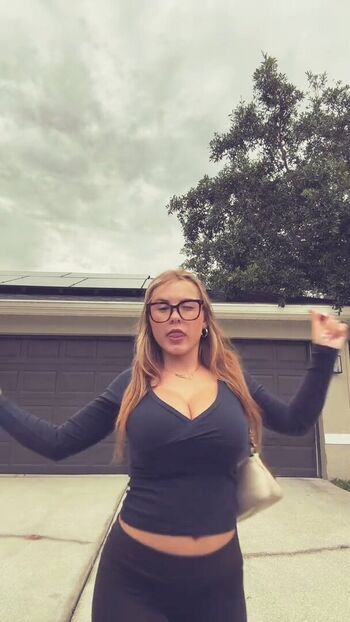 Full leaked Ariana white private onlyfans photo