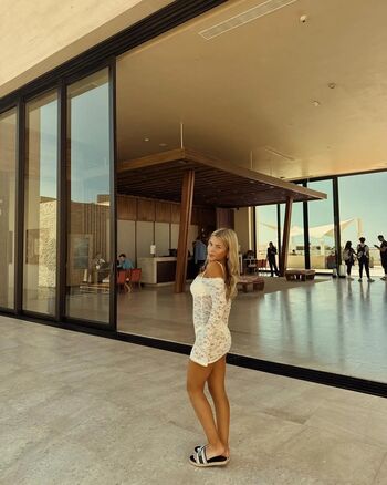 Full leaked Arianaawhite private onlyfans photo