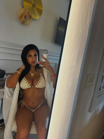 Full leaked Arianamarialee private onlyfans photo