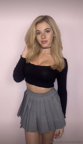 Full leaked Aribets private onlyfans photo