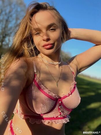 Full leaked Ariel goddess private onlyfans photo