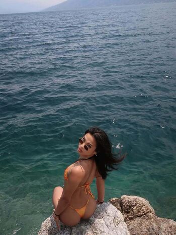 Full leaked Arienne monteclar private onlyfans photo