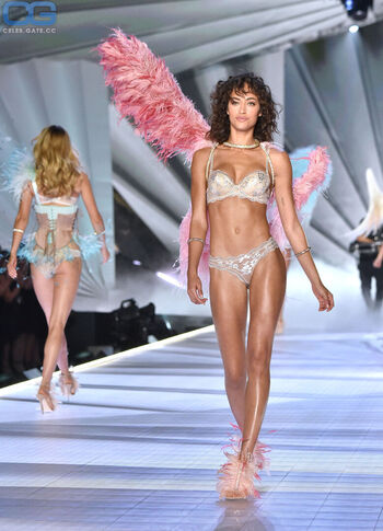 Full leaked Arrington private onlyfans photo