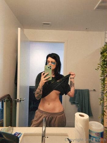 Full leaked Arryn zech private onlyfans photo