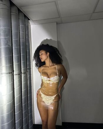 Full leaked Artsynya private onlyfans photo