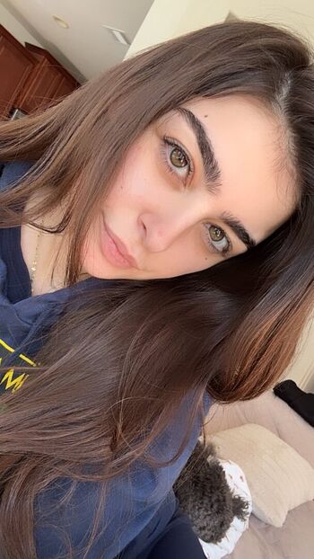 Full leaked Aruuu private onlyfans photo