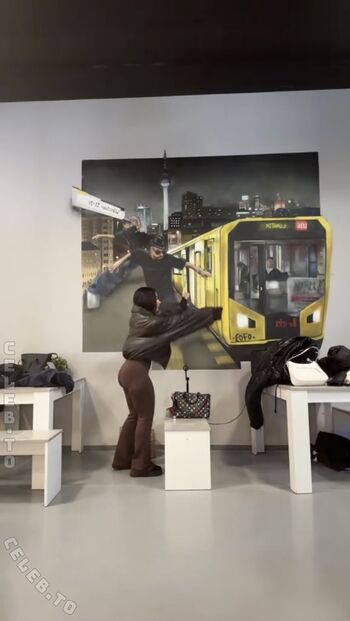 Full leaked Asaliraniii private onlyfans photo