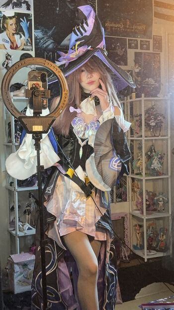 Full leaked Ashisbees page private onlyfans photo