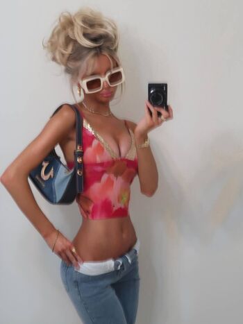 Full leaked Ashley algeri private onlyfans photo