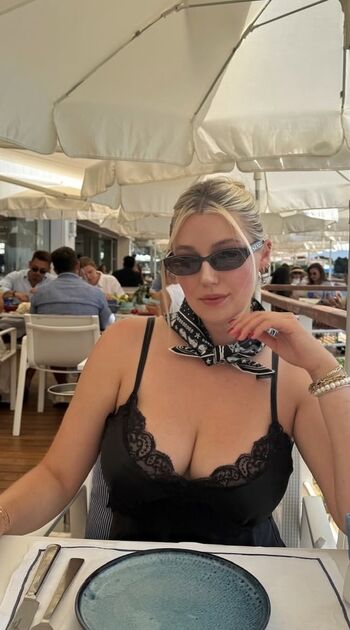 Full leaked Ashley grimes page private onlyfans photo