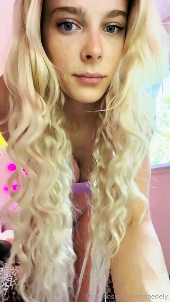 Ashley Matheson Smashedely