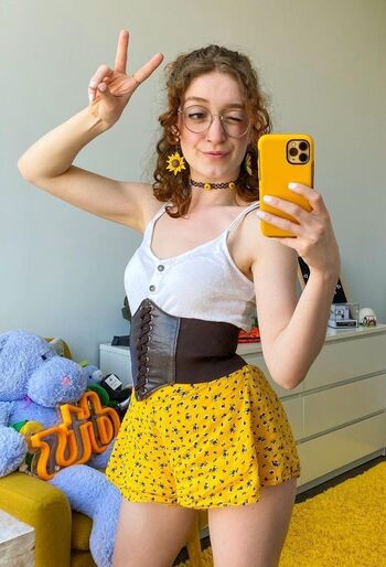 Full leaked Ashleyroboto private onlyfans photo