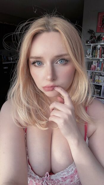 Full leaked Ashtronova private onlyfans photo