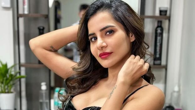 Full leaked Ashu reddy private onlyfans photo