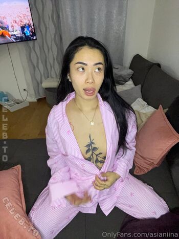 Full leaked Asianiina private onlyfans photo