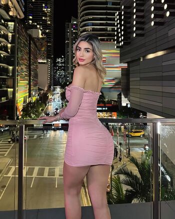 Full leaked Asisazer private onlyfans photo