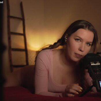 Full leaked Asmr mood private onlyfans photo