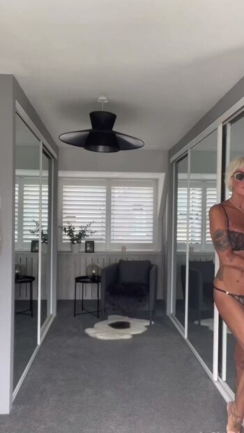 Full leaked Astrid holt private onlyfans photo