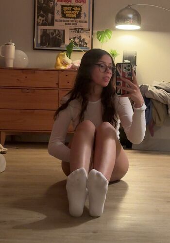 Full leaked Asunah private onlyfans photo