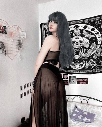 Full leaked Atsulol private onlyfans photo